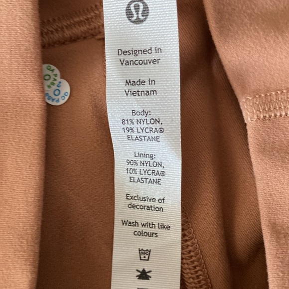 Lululemon leggings - Picture 6 of 7